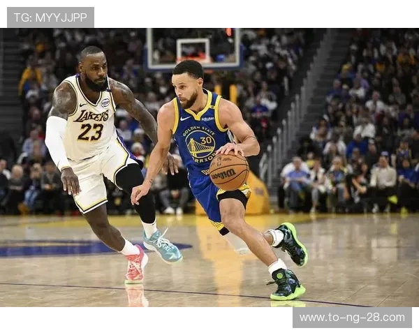 NBA总决赛：勇士击败湖人晋级，赛后詹姆斯接受采访露真情