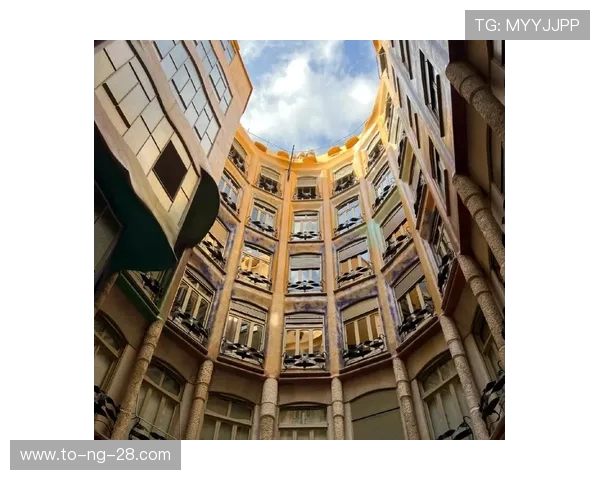 巴塞罗那城市魅力探索之旅感受艺术建筑美食与地中海风情