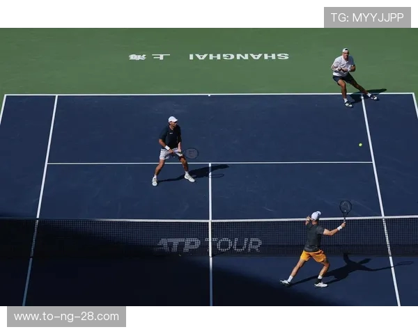 网球技术与战术深度解析：从基本技巧到职业赛场应对策略