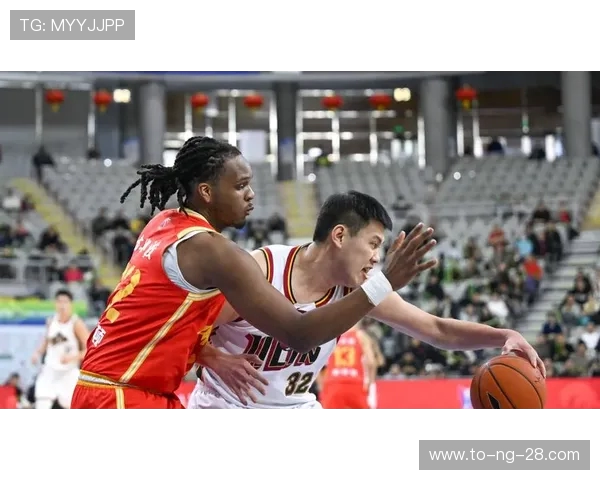 CBA季前赛精彩回顾北京对阵吉林全场录像分析与亮点总结